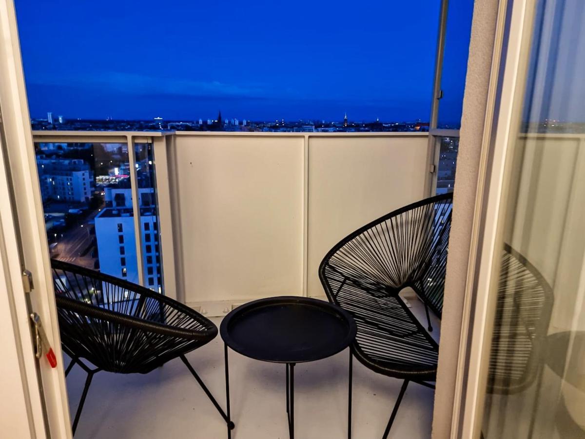 Lux Apartment Amazing View Вроцлав Екстериор снимка